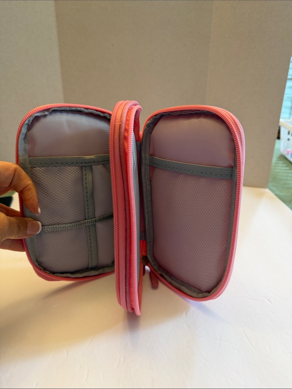 Travel Organizer 7.5” x 4.5” x 2” Deep - Picture 9 of 9